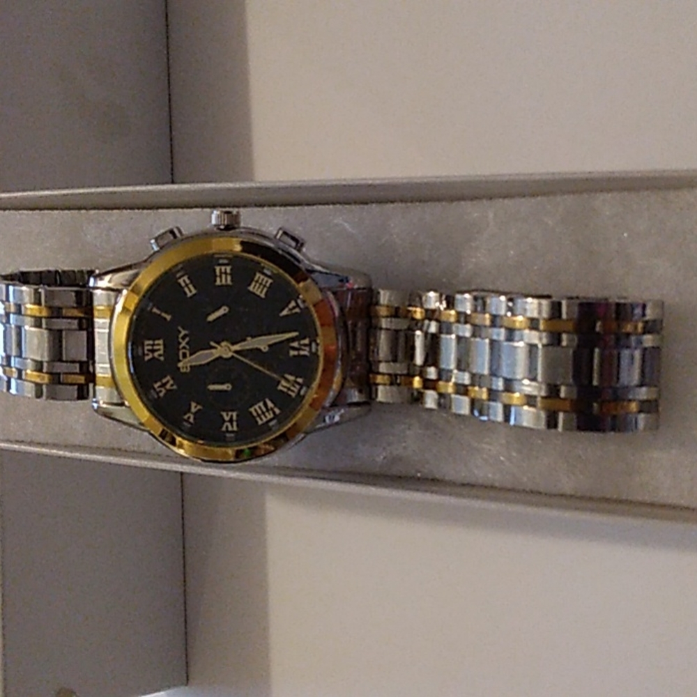 Watch - Picture 1 of 1